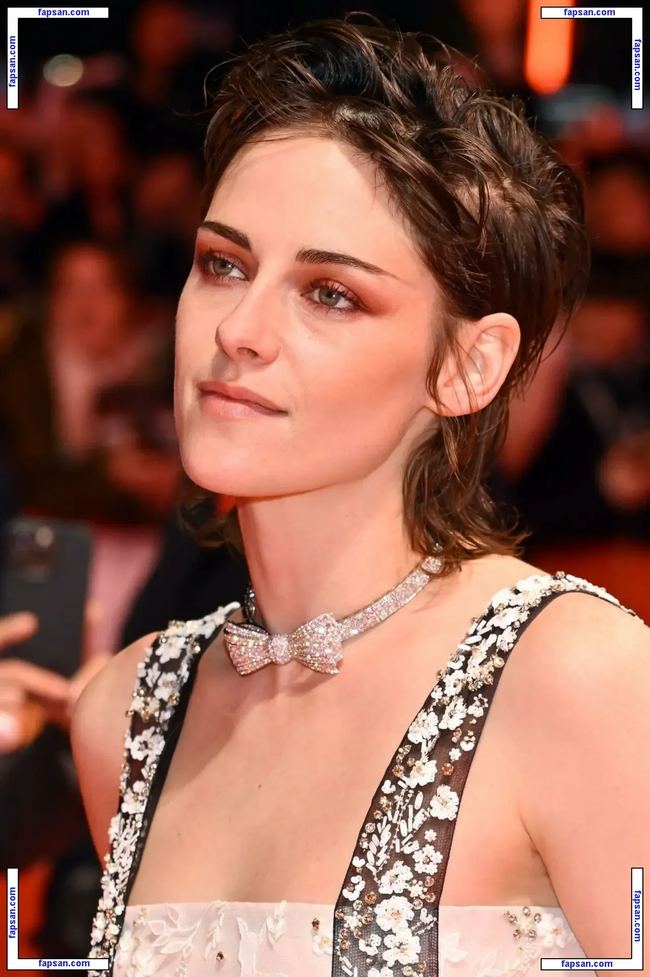 Kristen Stewart nude photo #2582 from OnlyFans