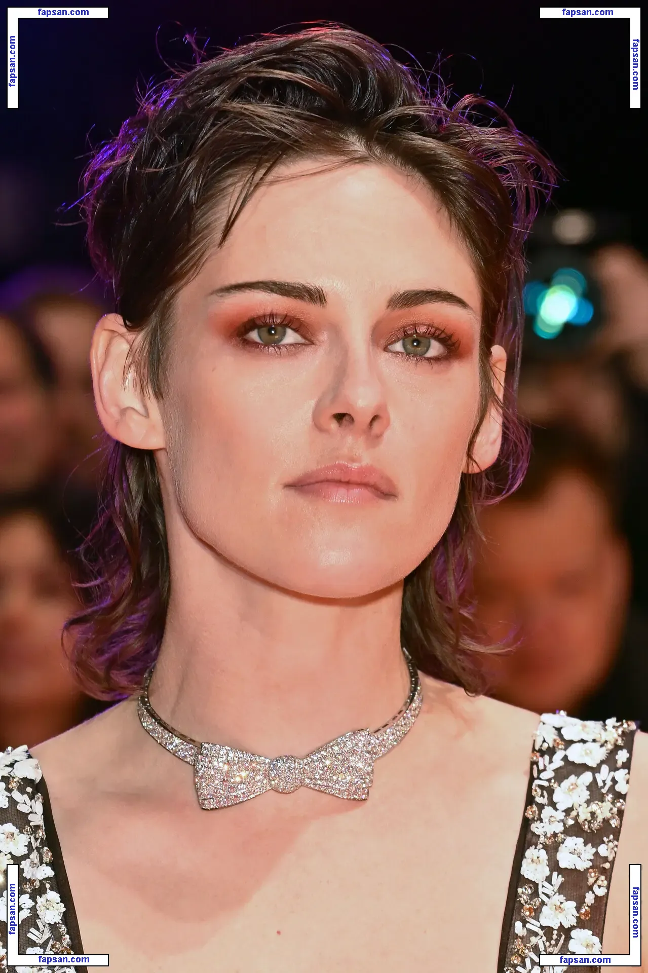 Kristen Stewart nude photo #2585 from OnlyFans