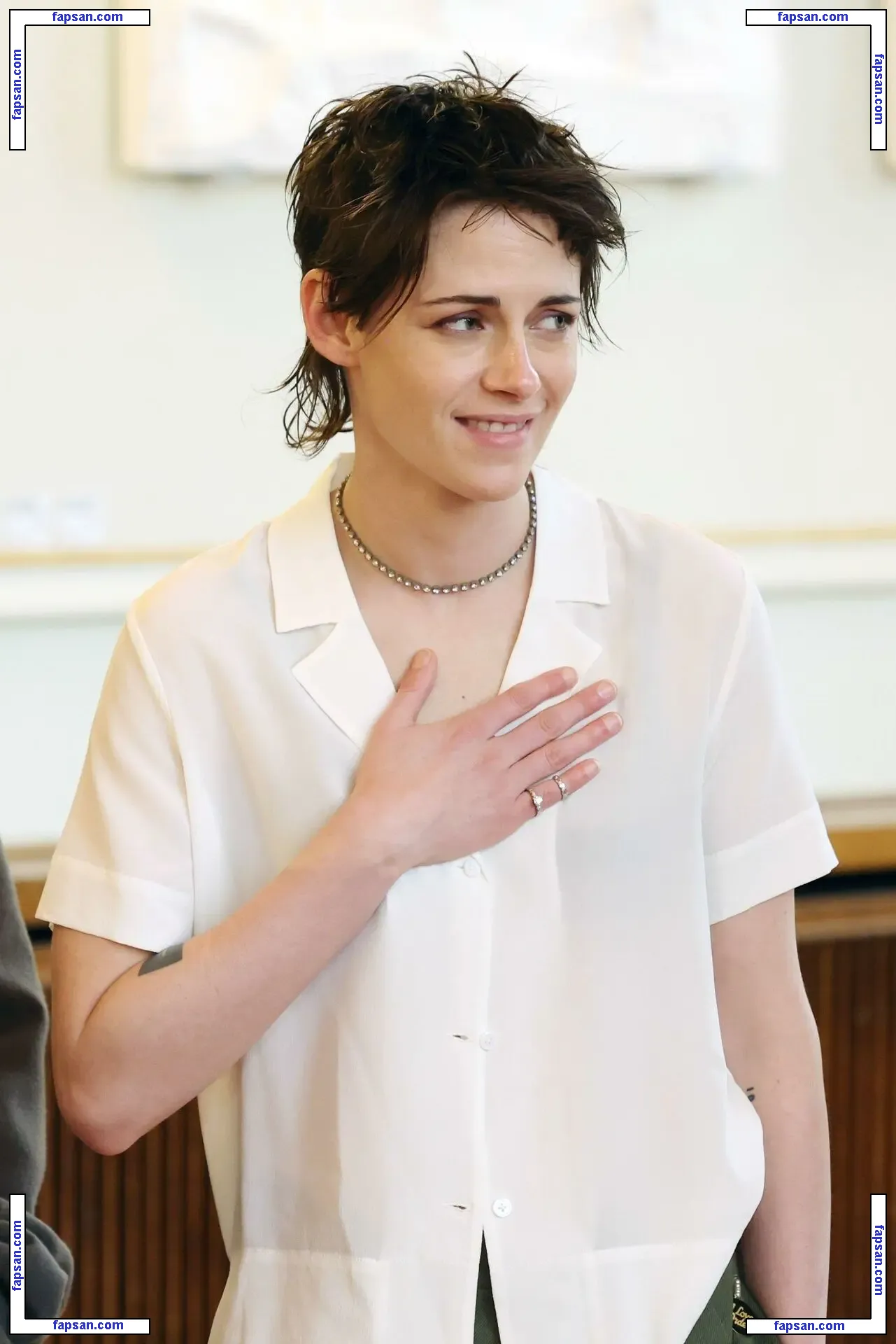 Kristen Stewart nude photo #2604 from OnlyFans