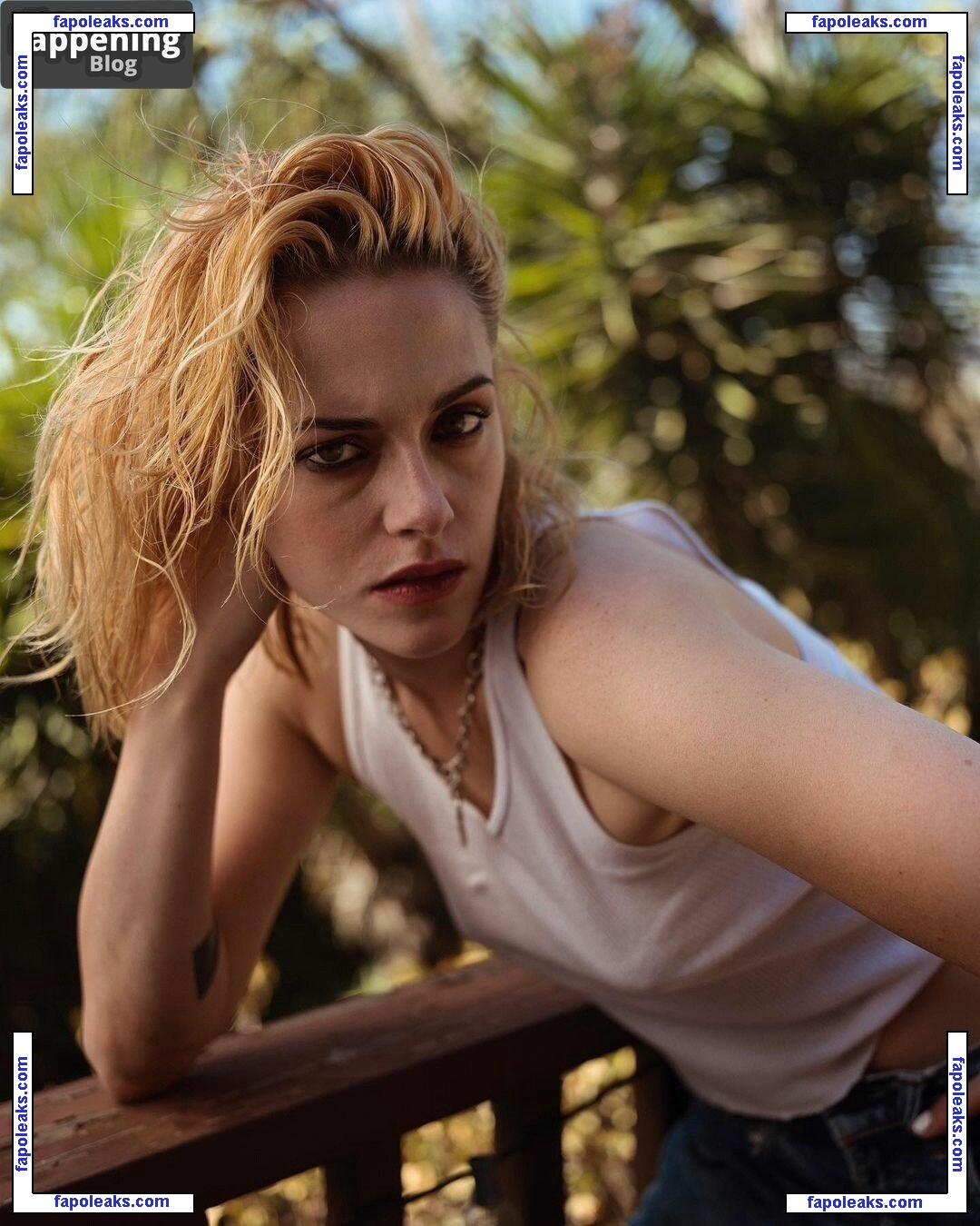 Kristen Stewart / kristenstewartx nude photo #2631 from OnlyFans