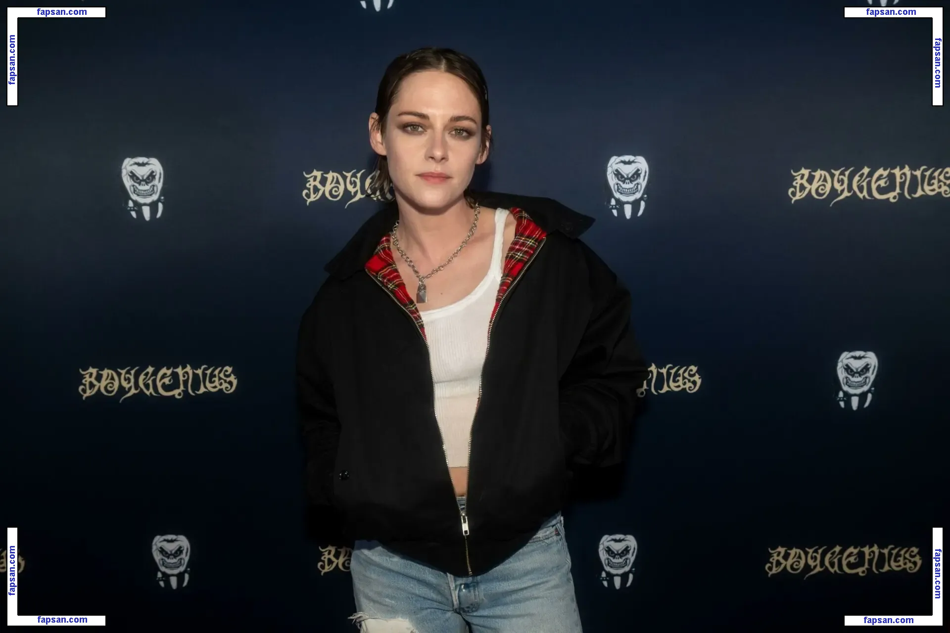Kristen Stewart nude photo #2638 from OnlyFans