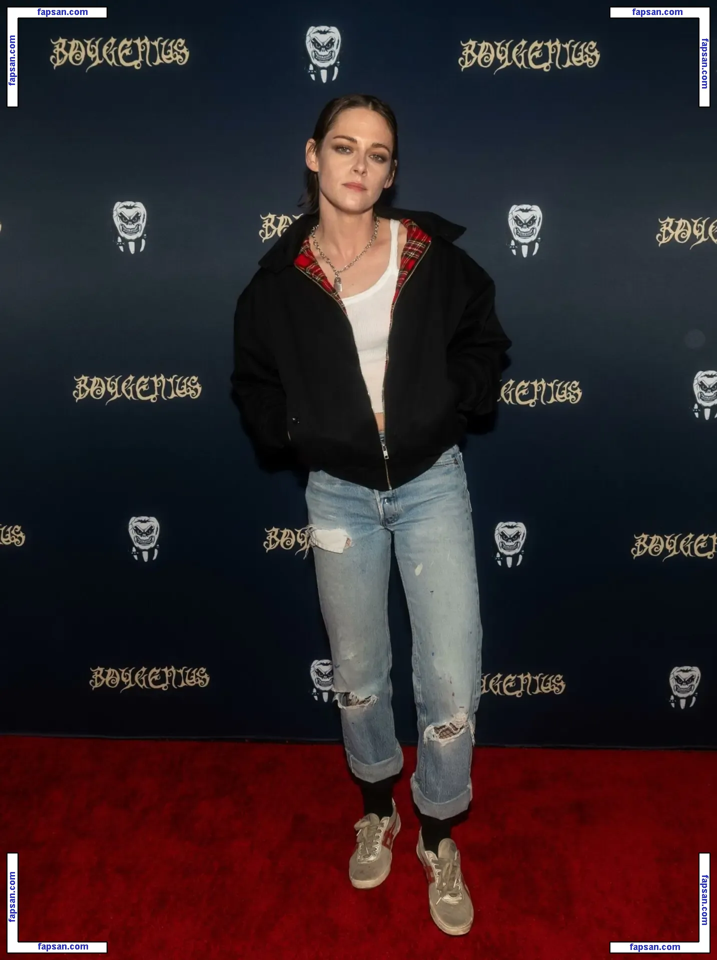 Kristen Stewart nude photo #2639 from OnlyFans