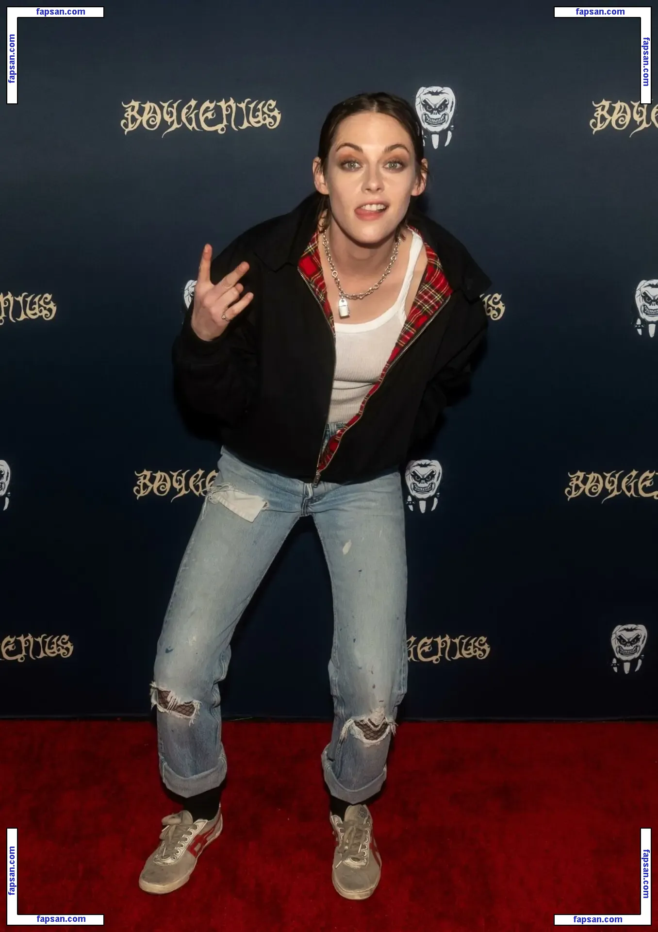 Kristen Stewart nude photo #2645 from OnlyFans
