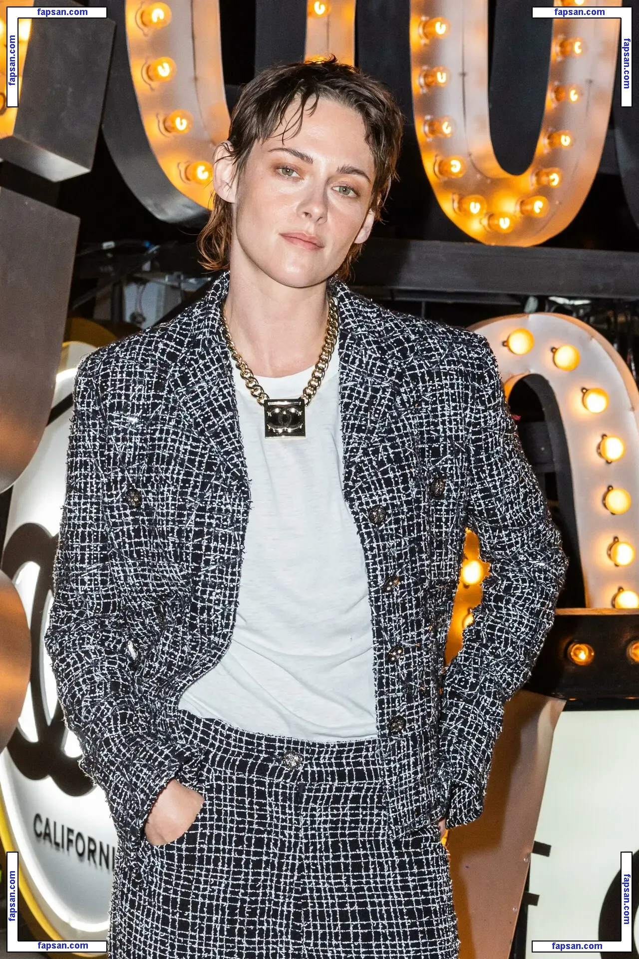 Kristen Stewart nude photo #2649 from OnlyFans