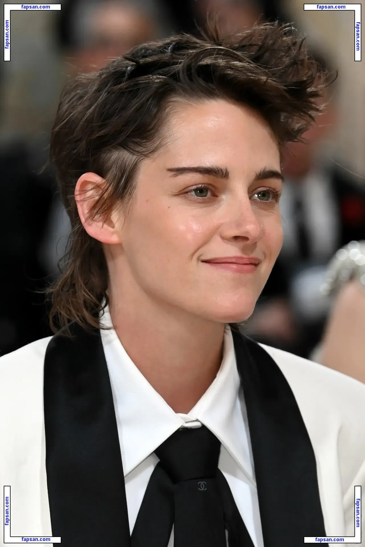 Kristen Stewart голая фото #2658 с Онлифанс