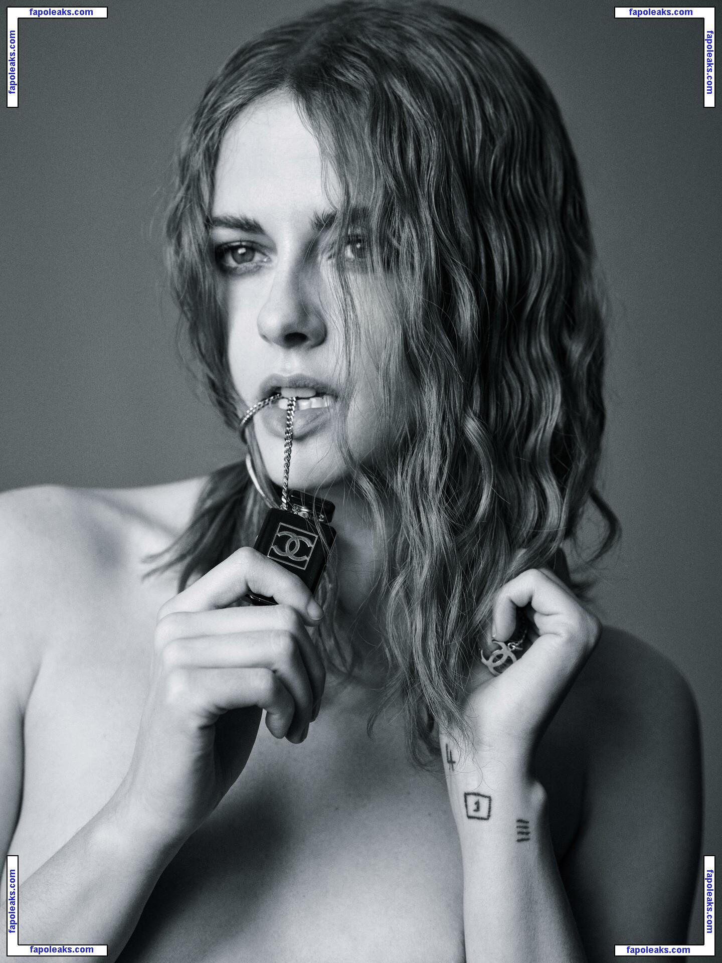 Kristen Stewart / kristenstewartx nude photo #2687 from OnlyFans