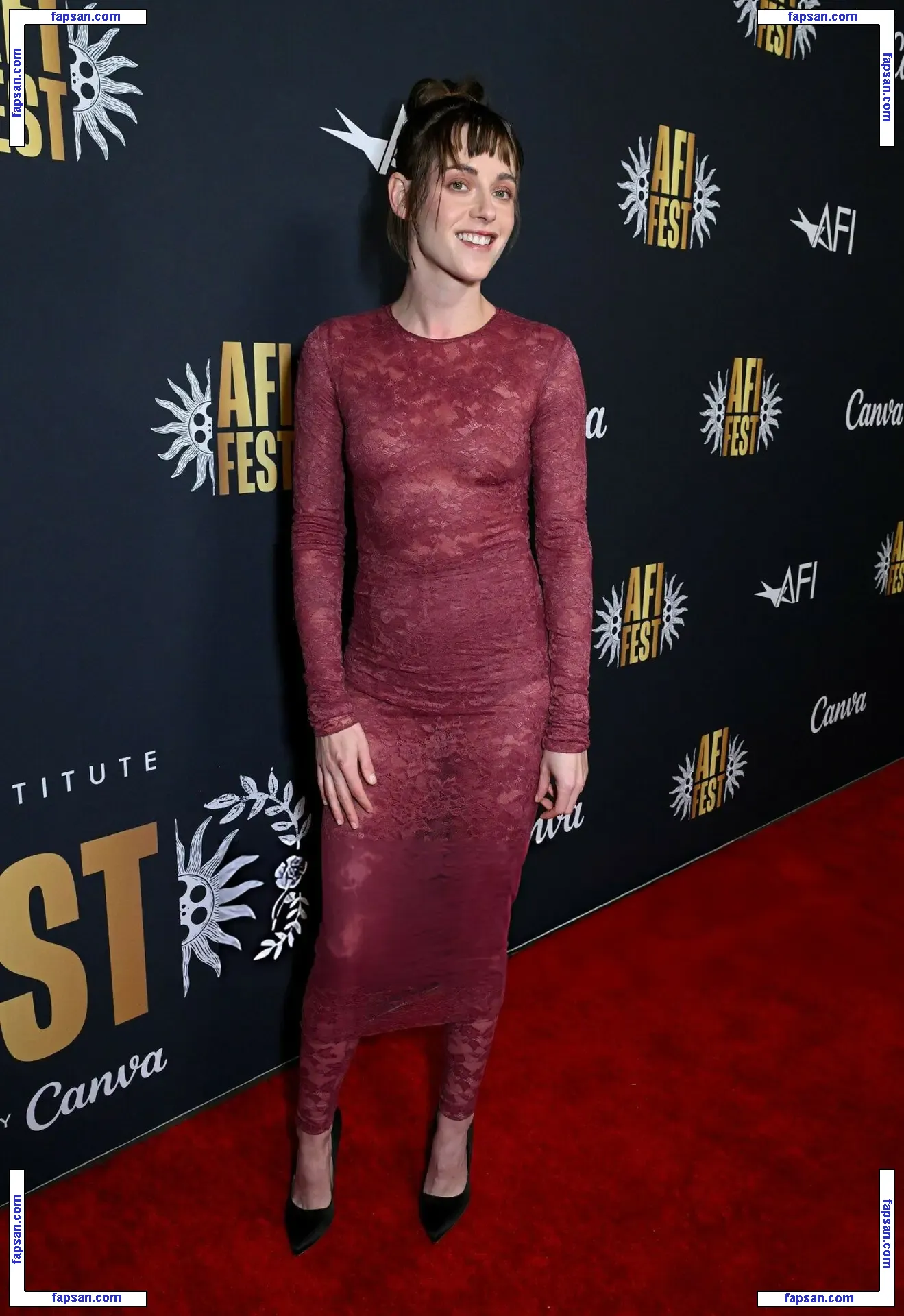 Kristen Stewart nude photo #3240 from OnlyFans