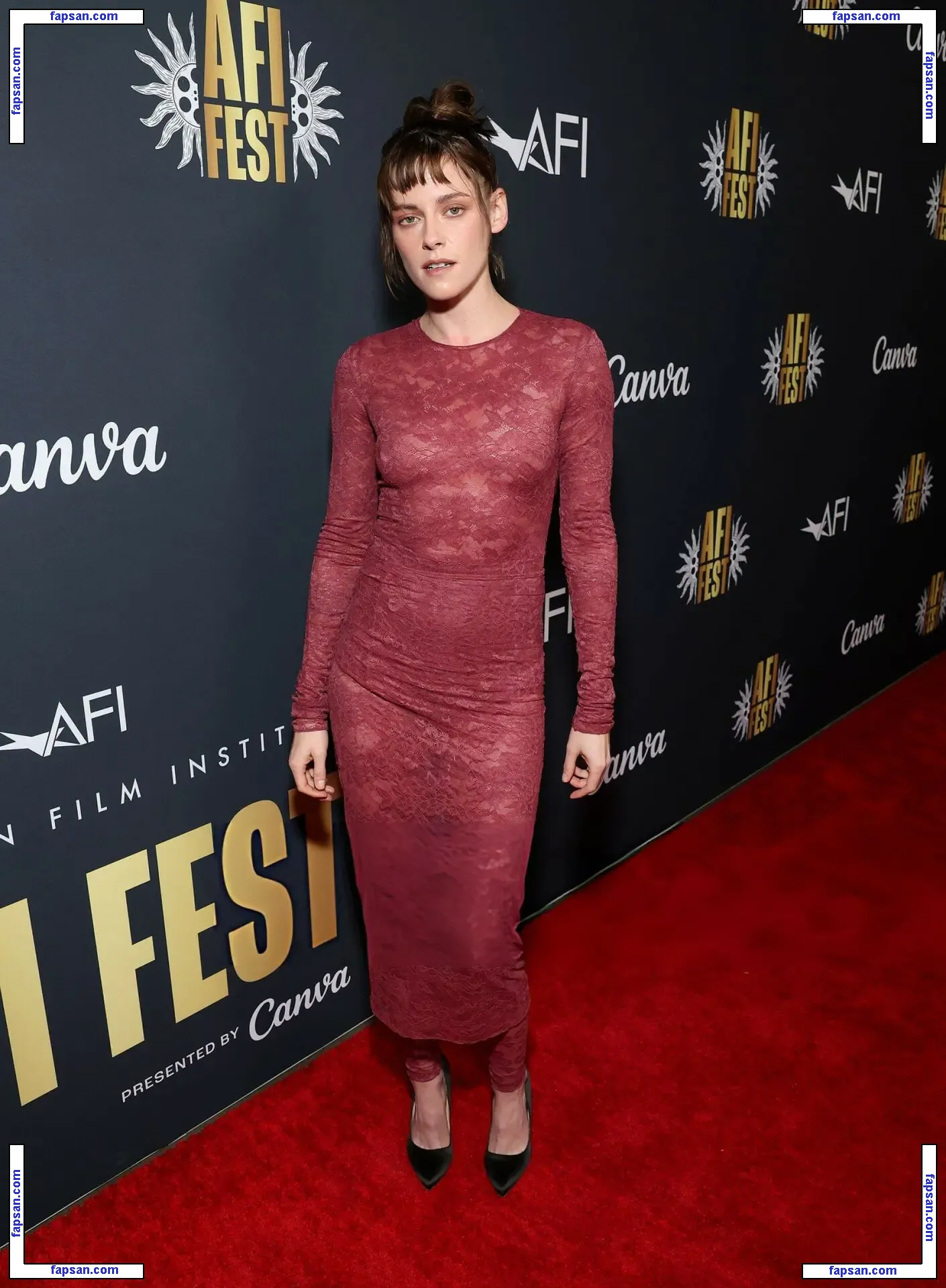 Kristen Stewart nude photo #3250 from OnlyFans