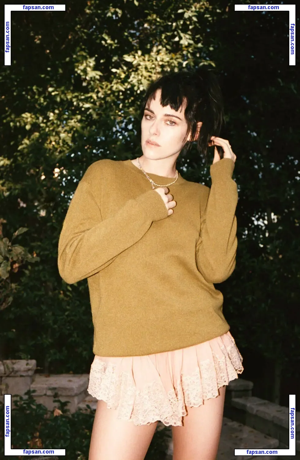 Kristen Stewart nude photo #3252 from OnlyFans