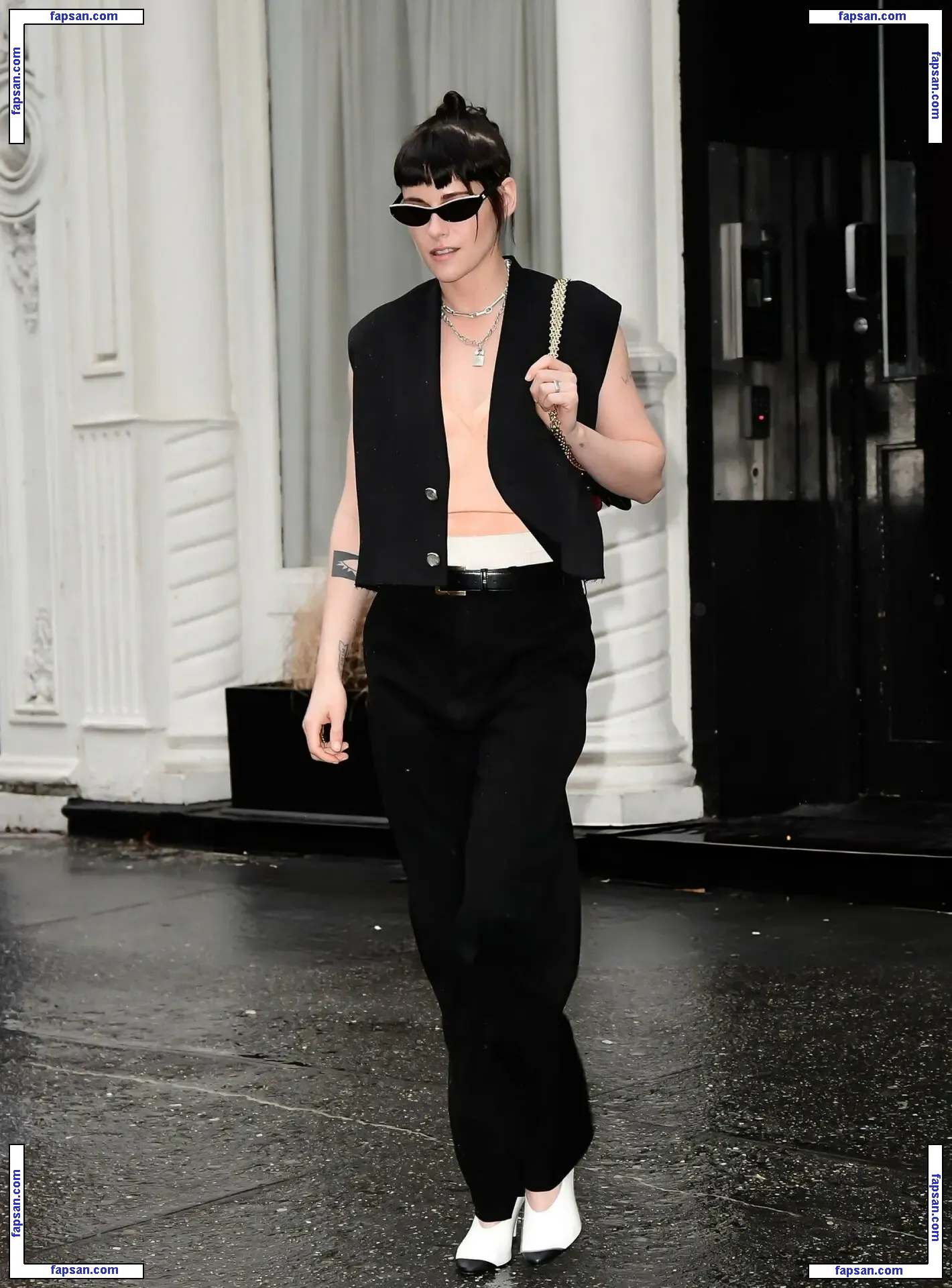 Kristen Stewart nude photo #3282 from OnlyFans