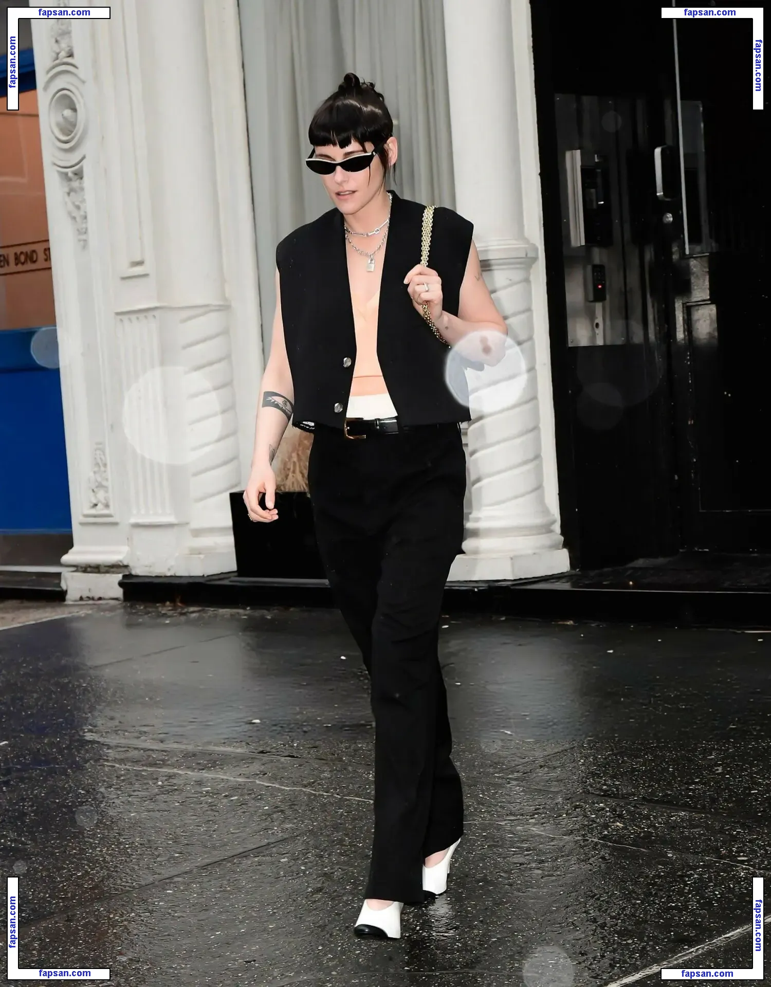 Kristen Stewart nude photo #3283 from OnlyFans