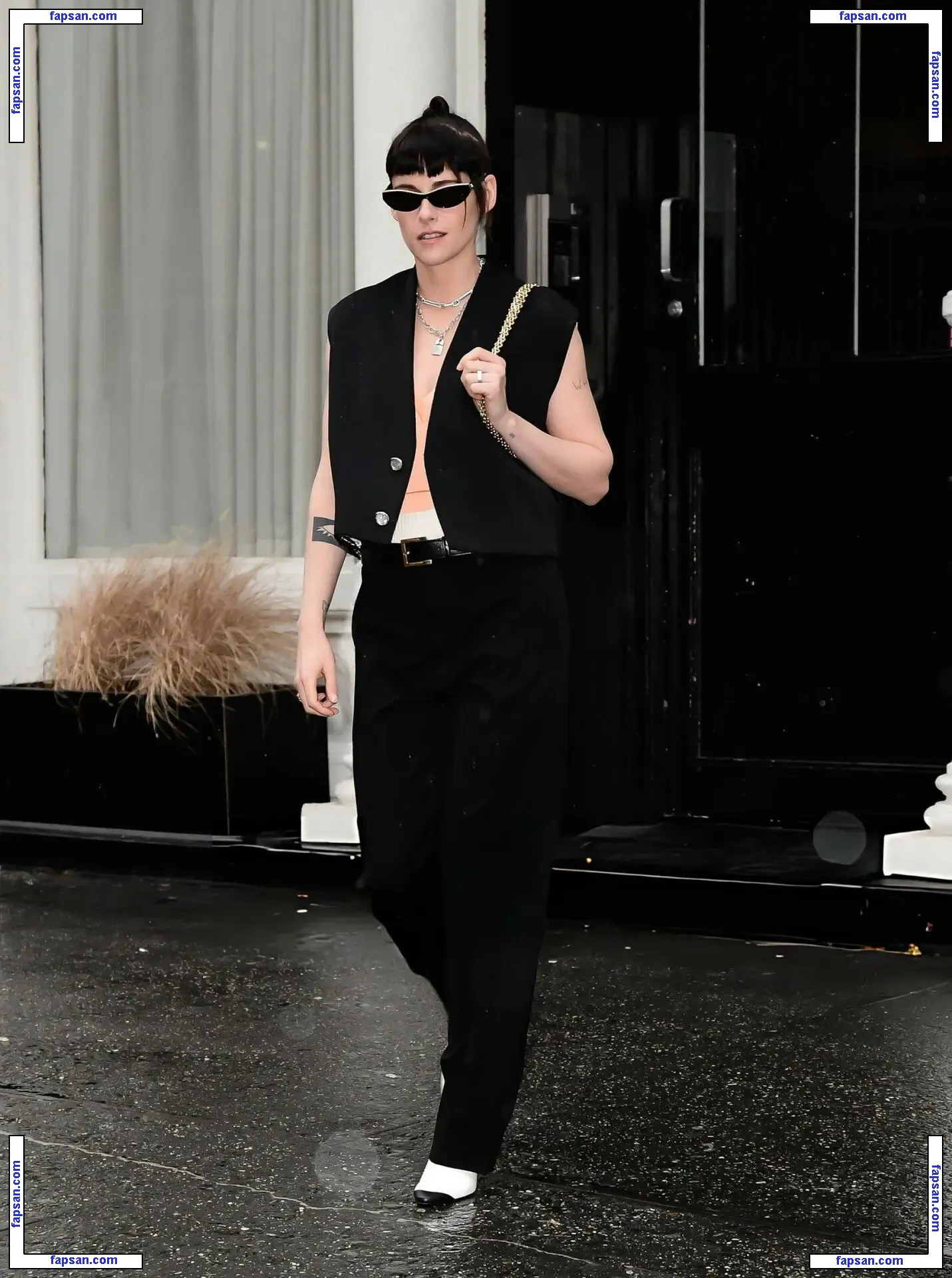 Kristen Stewart nude photo #3284 from OnlyFans