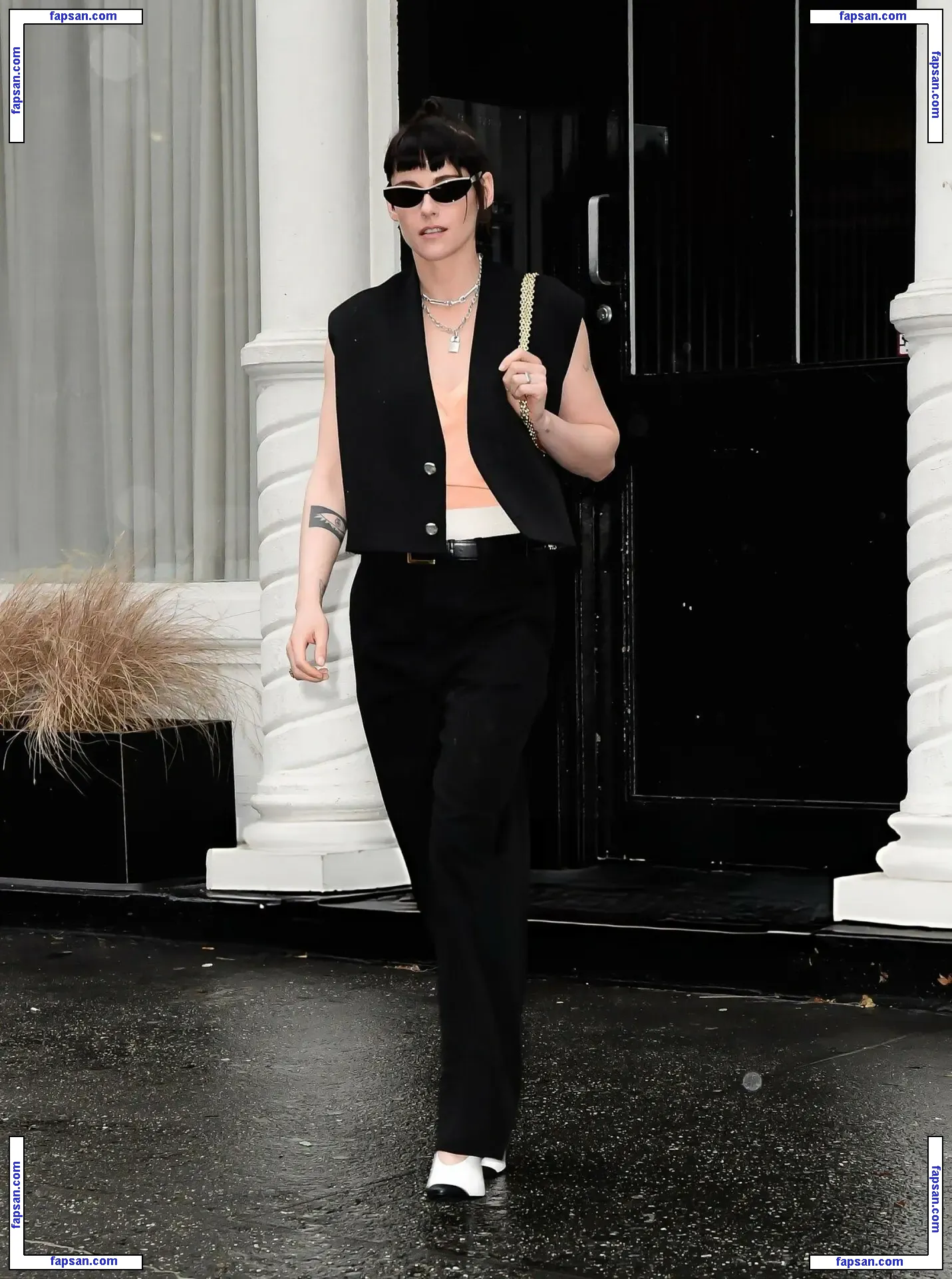 Kristen Stewart nude photo #3285 from OnlyFans