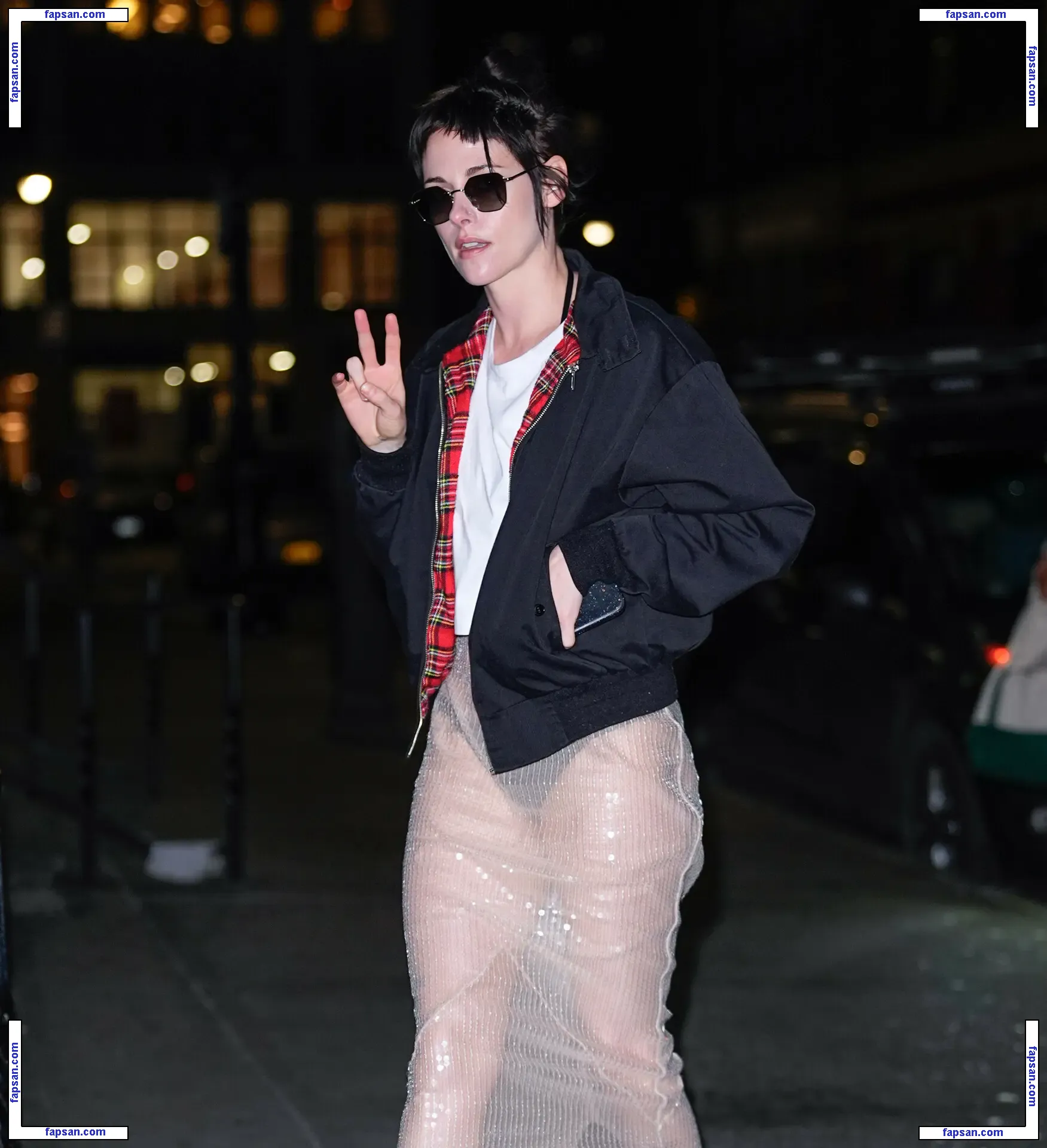 Kristen Stewart голая фото #3294 с Онлифанс