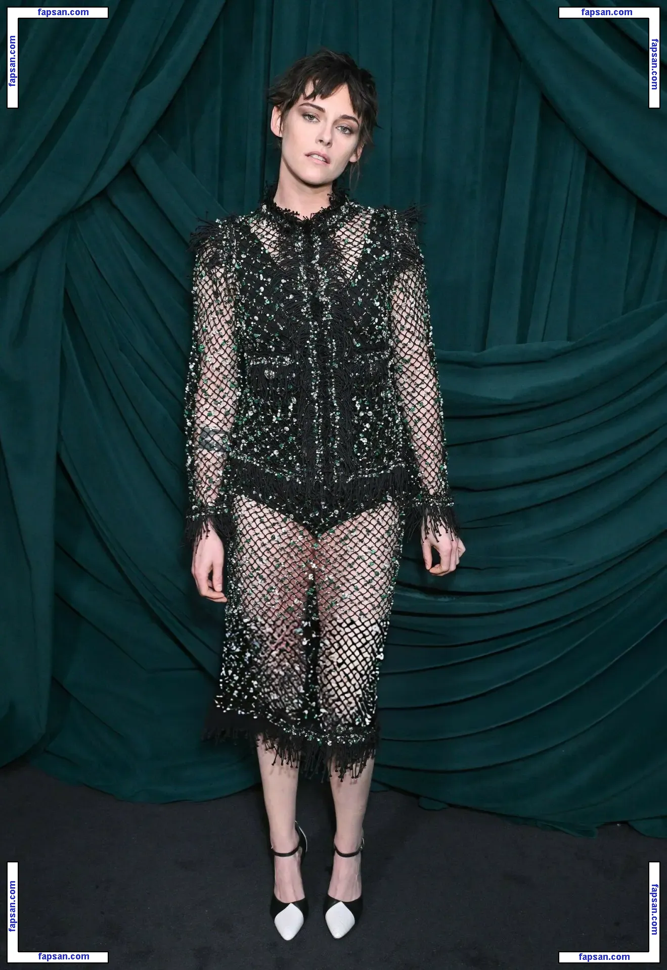 Kristen Stewart nude photo #3322 from OnlyFans