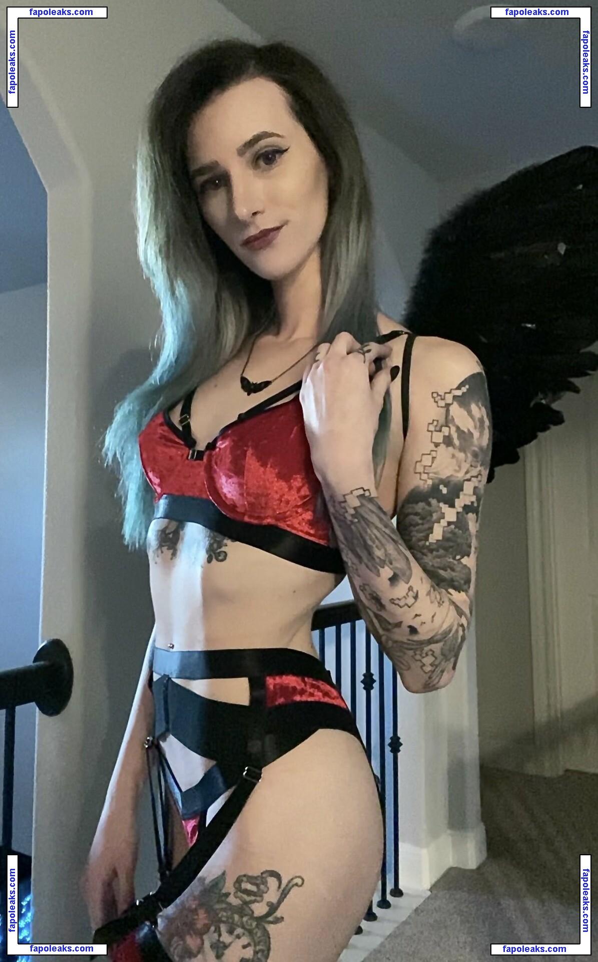 kristenraettv nude photo #0012 from OnlyFans