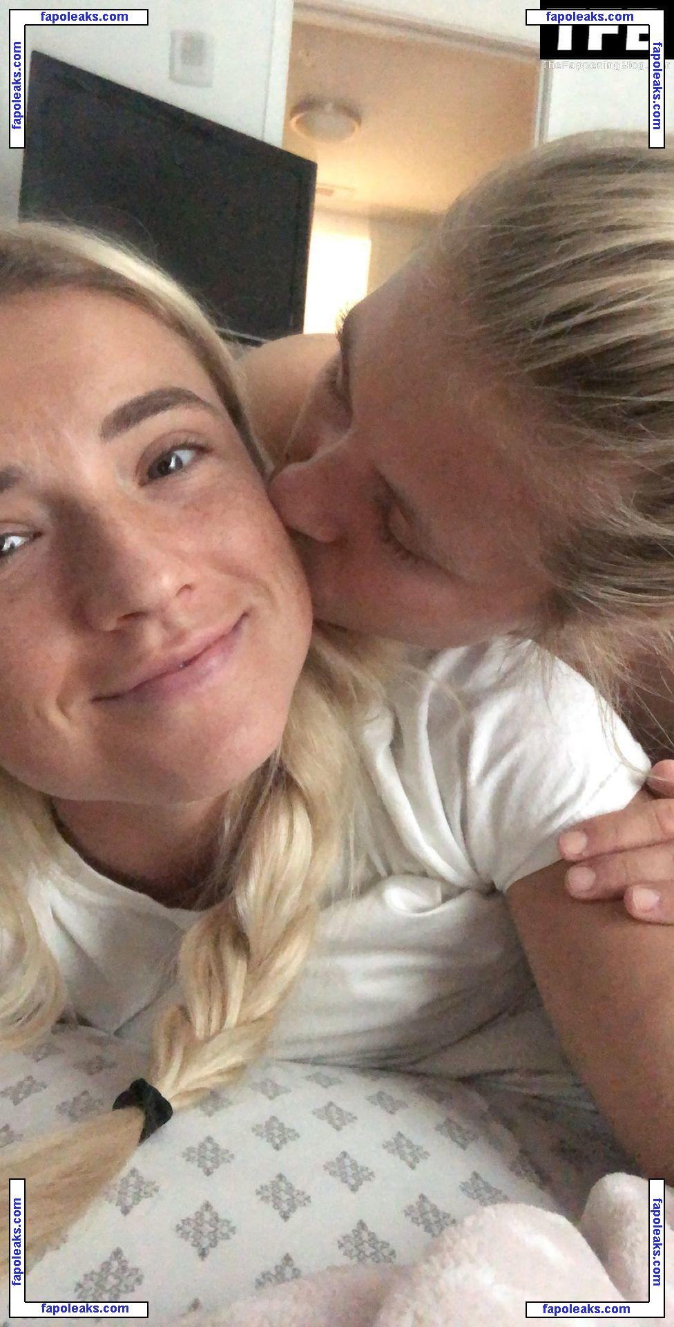 Kristie Mewis / kmewis19 nude photo #0002 from OnlyFans