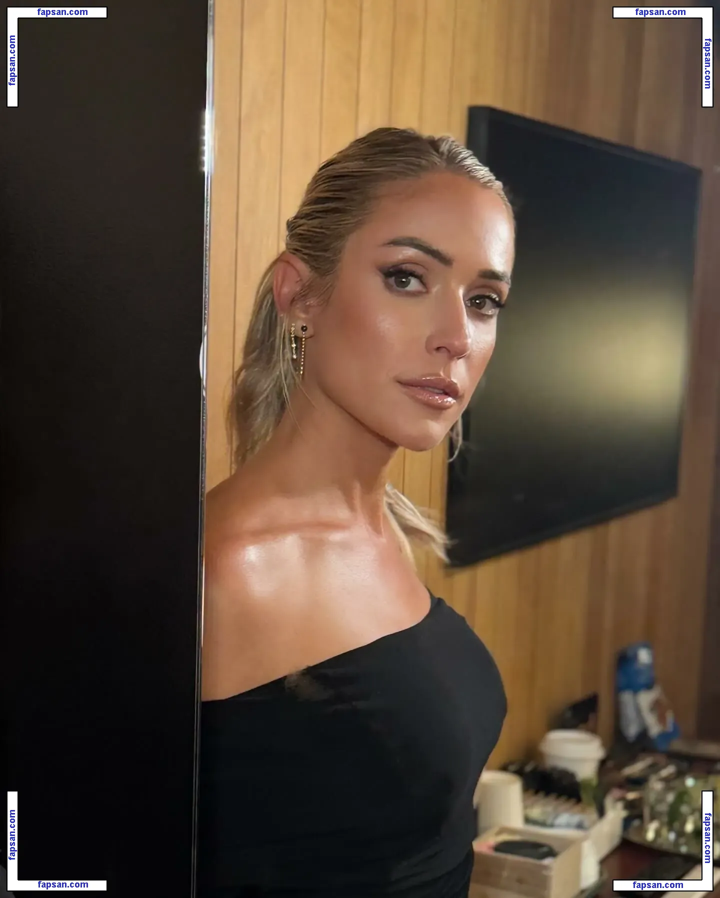 Kristin Cavallari nude photo #1438 from OnlyFans