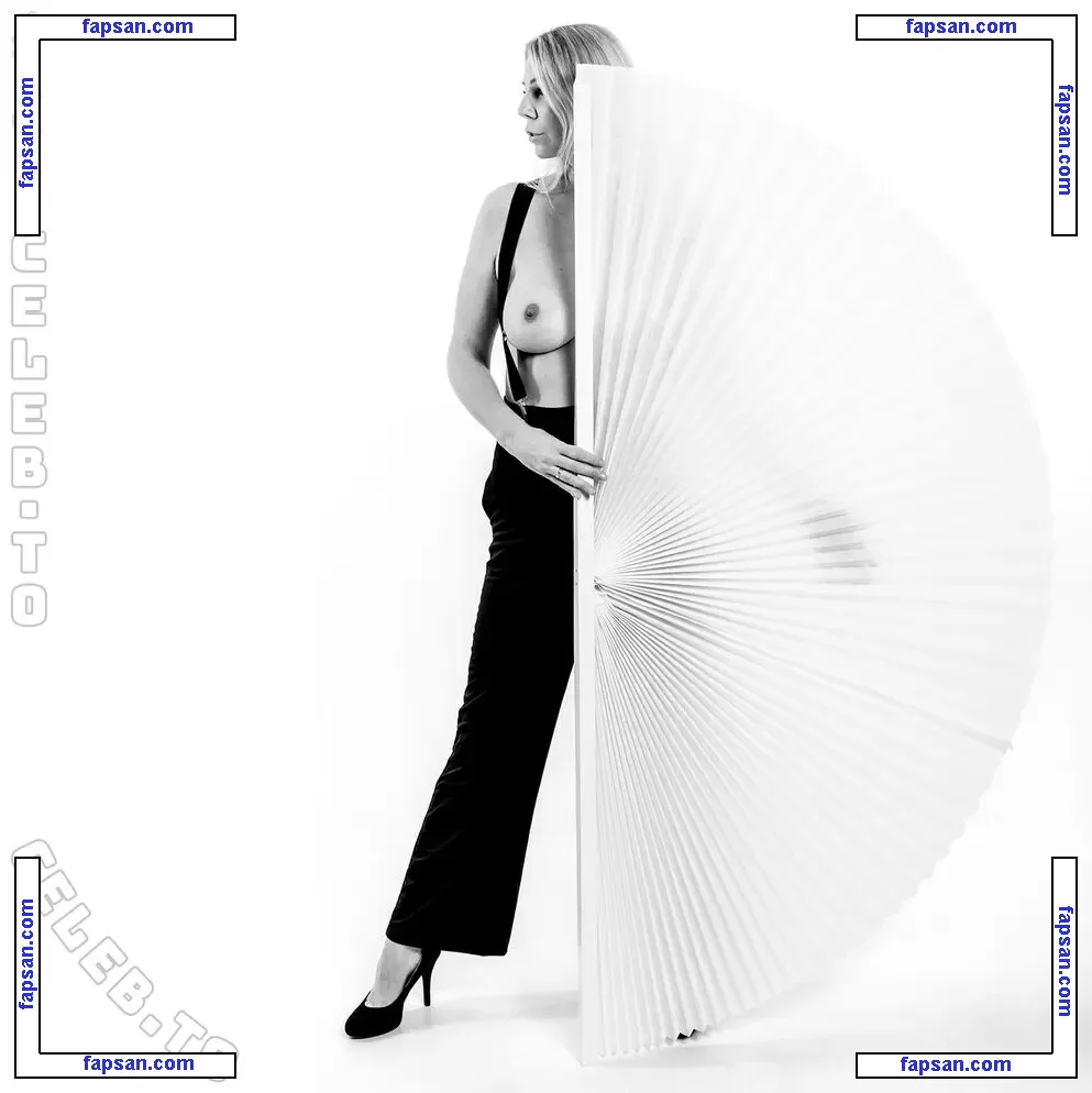 Kristin Roca nude photo #0003 from OnlyFans