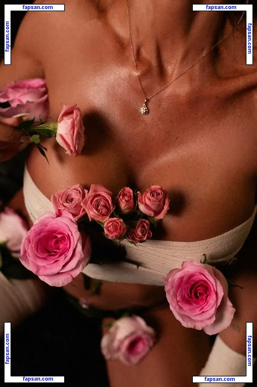 Kristina Grizzly nude photo #0065 from OnlyFans