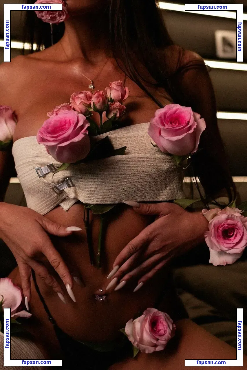 Kristina Grizzly nude photo #0066 from OnlyFans