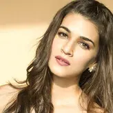 Kriti Sanon голая #0053