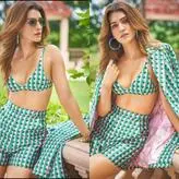 Kriti Sanon голая #0056