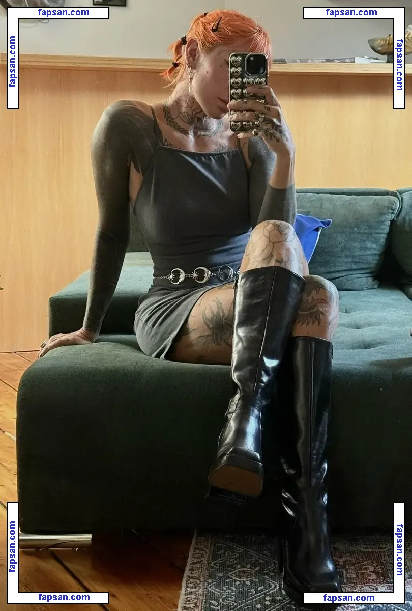 krokodealll nude photo #0003 from OnlyFans