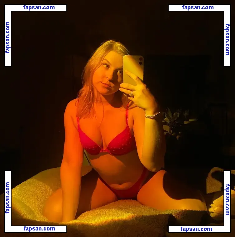 Krystal After Dark nude photo #0002 from OnlyFans