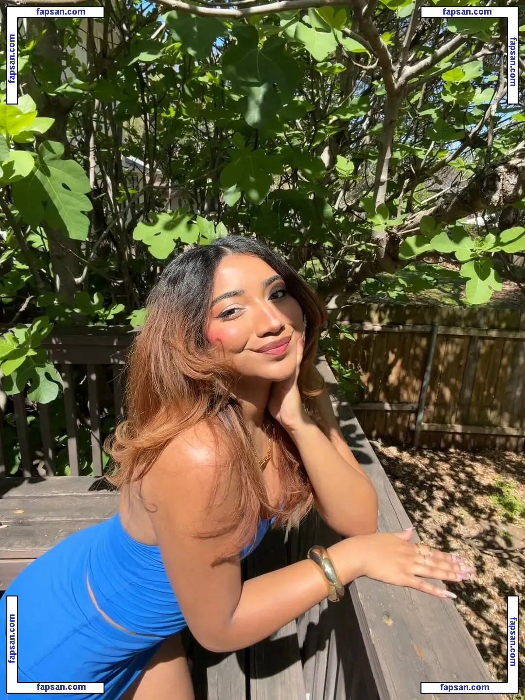 Krystalogy nude photo #0038 from OnlyFans