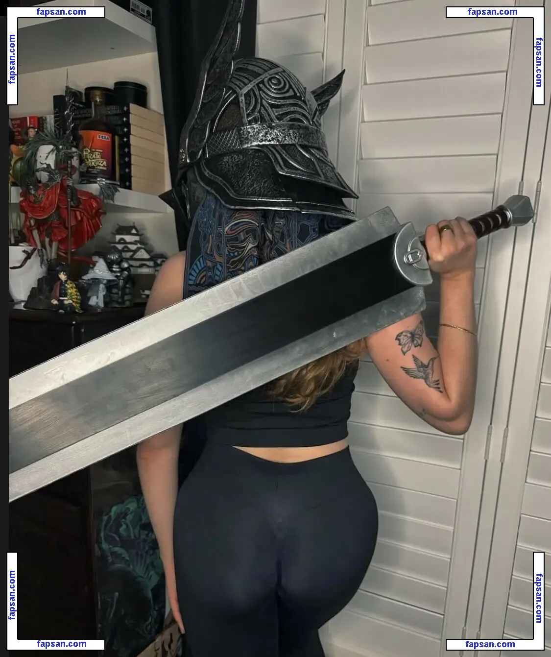 Krysttl nude photo #0001 from OnlyFans