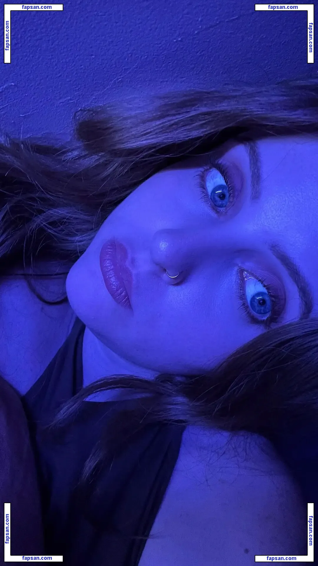 Krysttl nude photo #0006 from OnlyFans