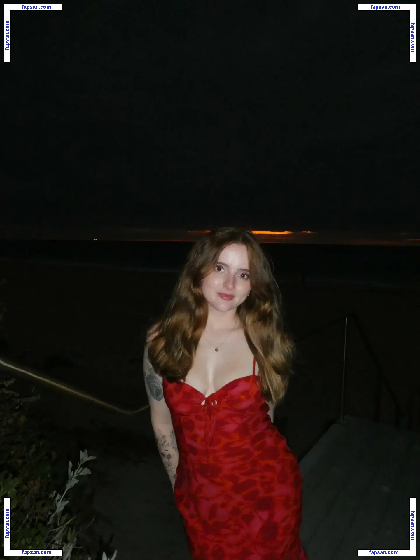 Krysttl nude photo #0008 from OnlyFans