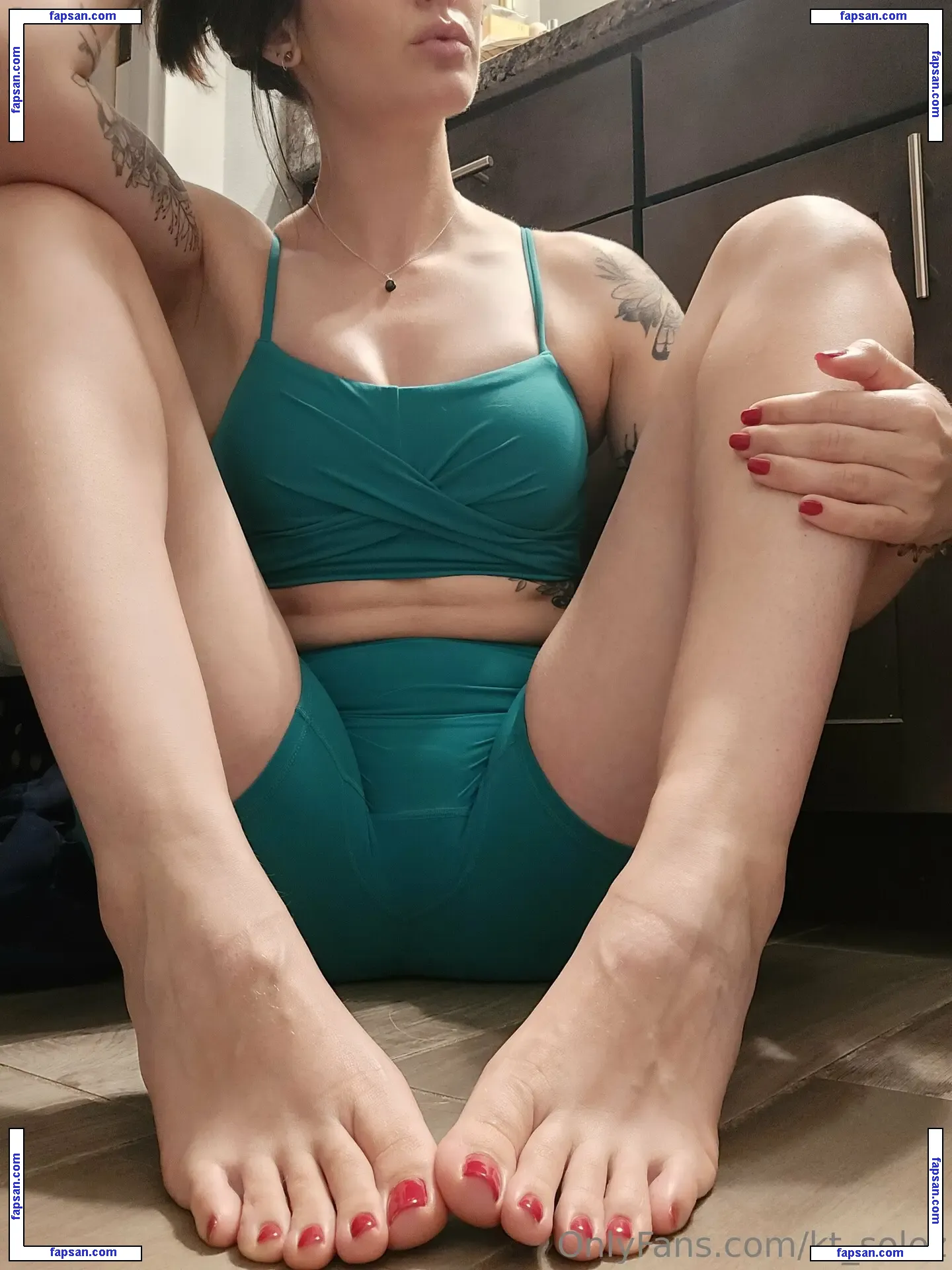 kt_solez nude photo #0064 from OnlyFans