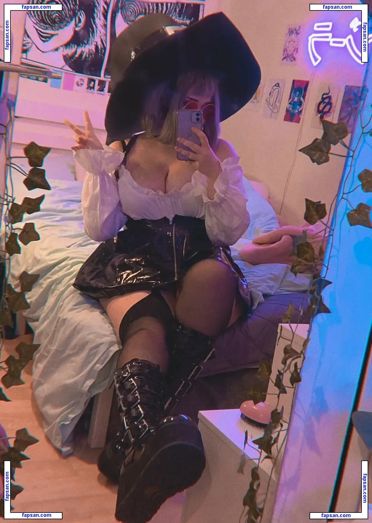 kvwviiju голая фото #0018 с Онлифанс