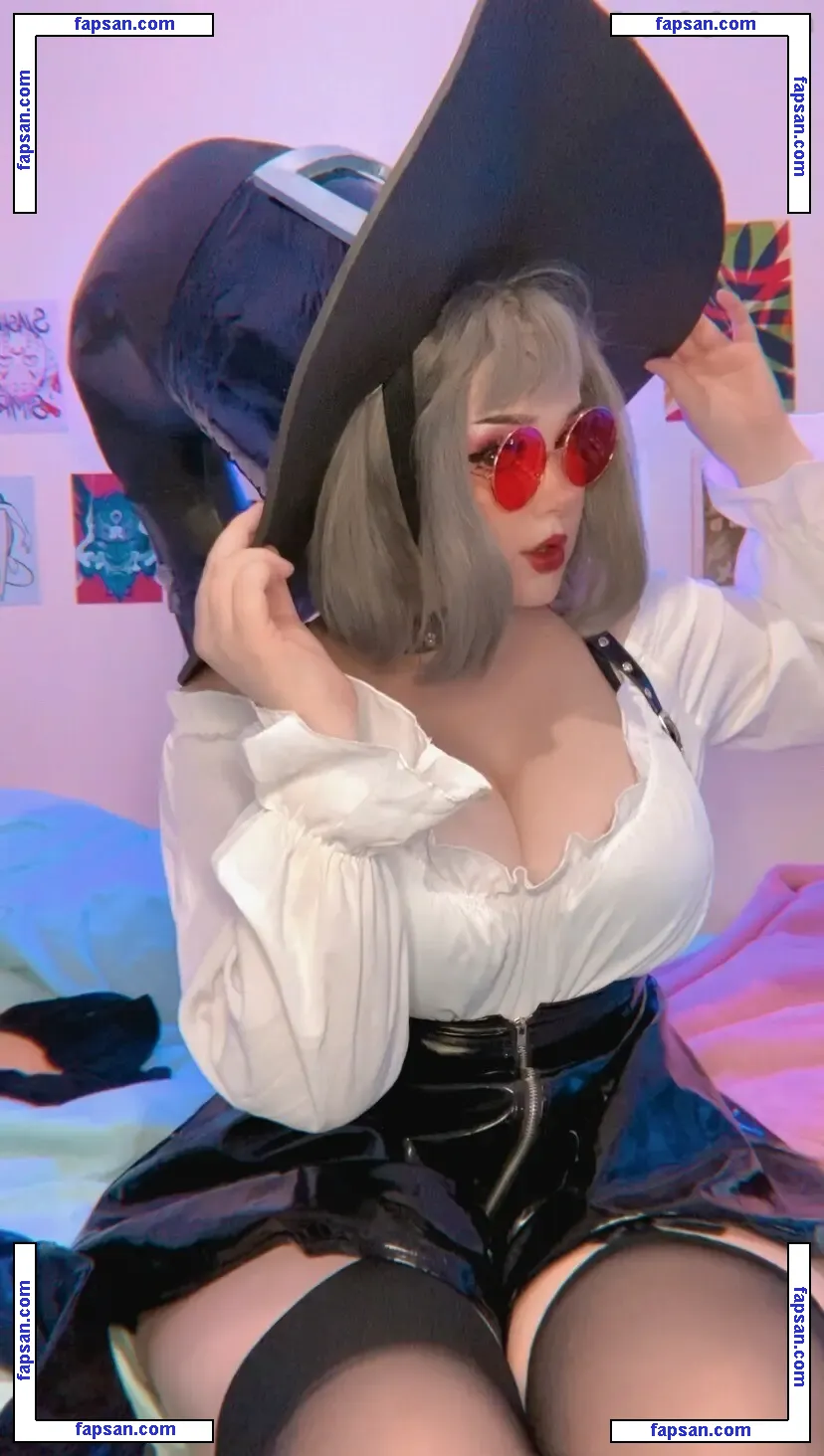 kvwviiju голая фото #0022 с Онлифанс