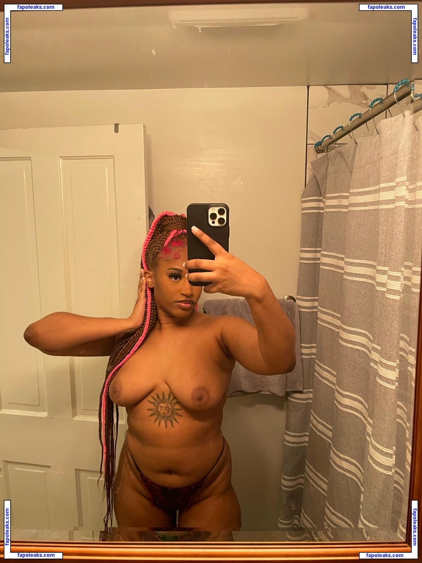 kweenbee982 / kweenb98_ nude photo #0017 from OnlyFans