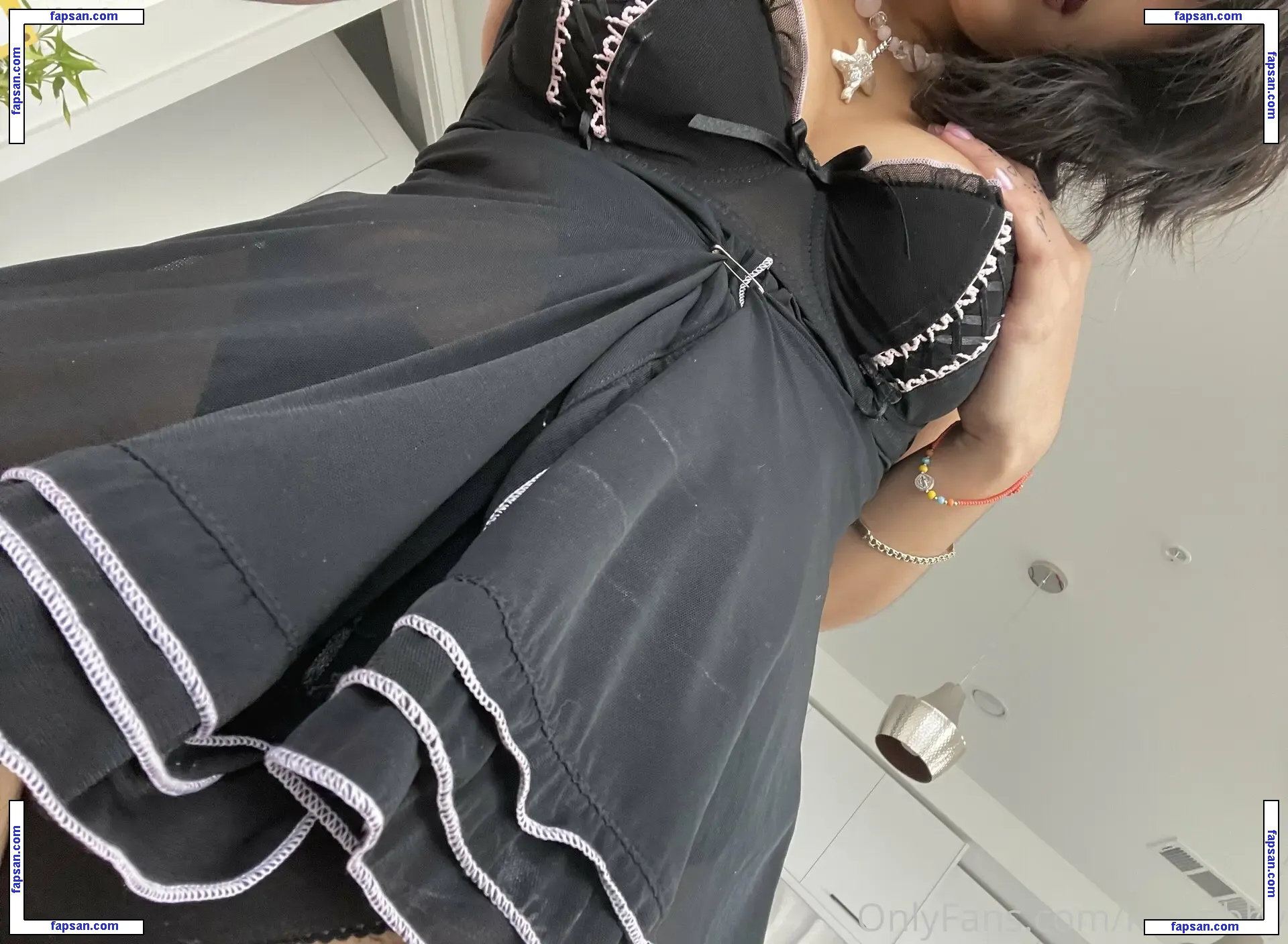 kwenbby nude photo #0015 from OnlyFans