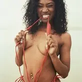 Kwhxte nude #0014
