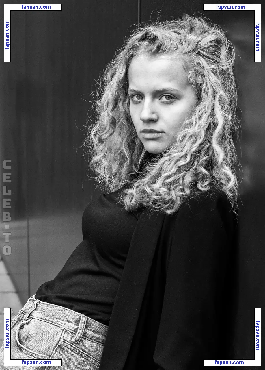 Kya-Celina Barucki nude photo #0003 from OnlyFans