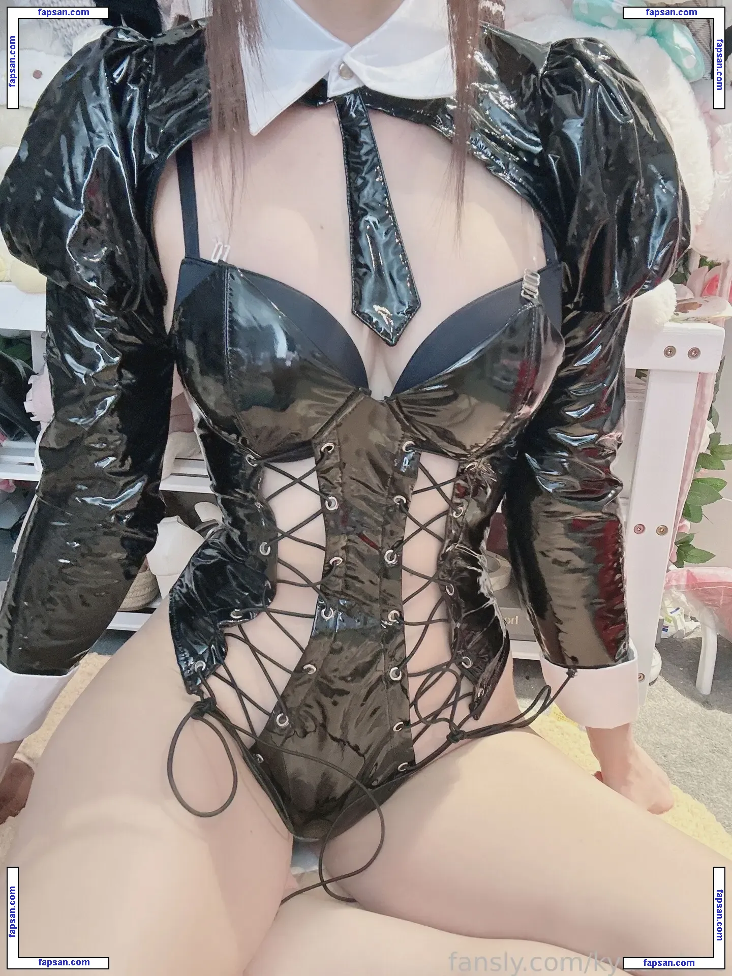 Kyaandere nude photo #0782 from OnlyFans