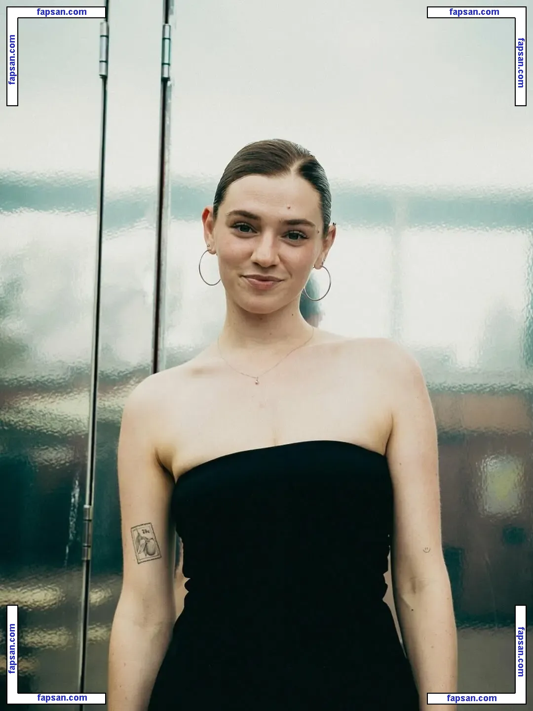 Kyara Grillo голая фото #0012 с Онлифанс