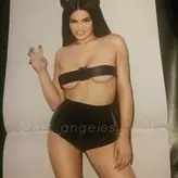 Kylie Jenner голая #0899