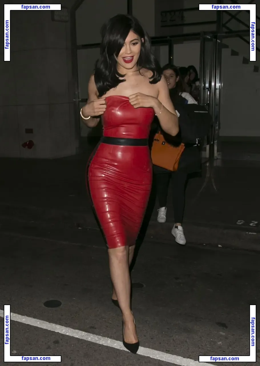 Kylie Jenner голая фото #1242 с Онлифанс