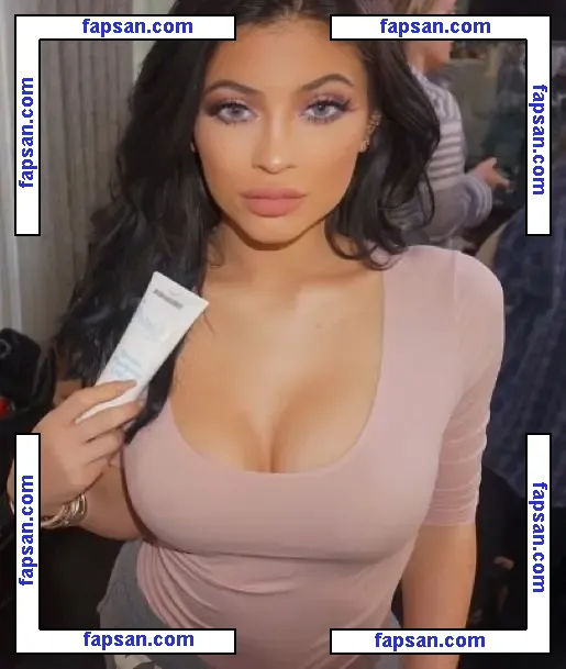 Kylie Jenner голая фото #1443 с Онлифанс
