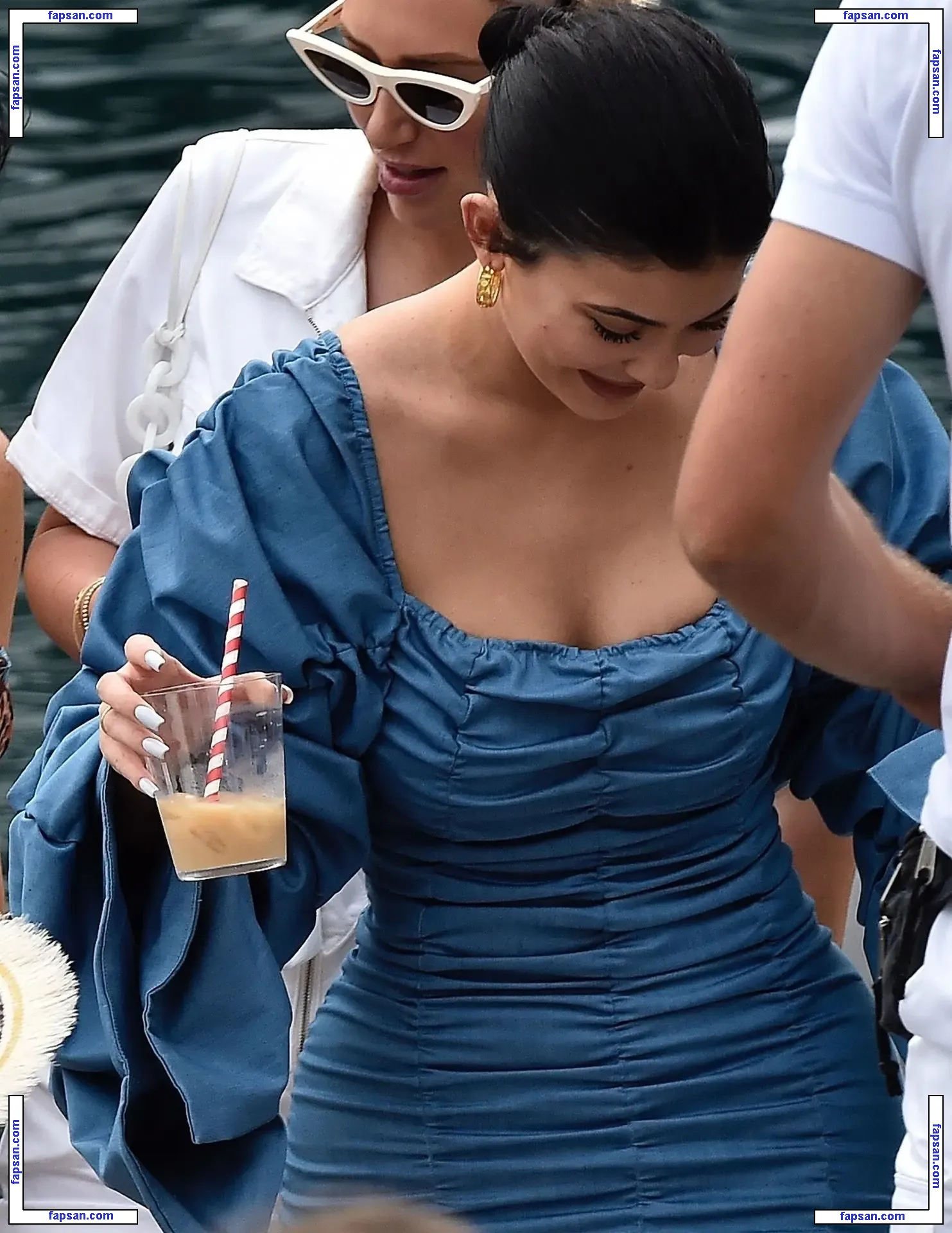 Kylie Jenner голая фото #1900 с Онлифанс