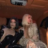 Kylie Jenner голая #1996