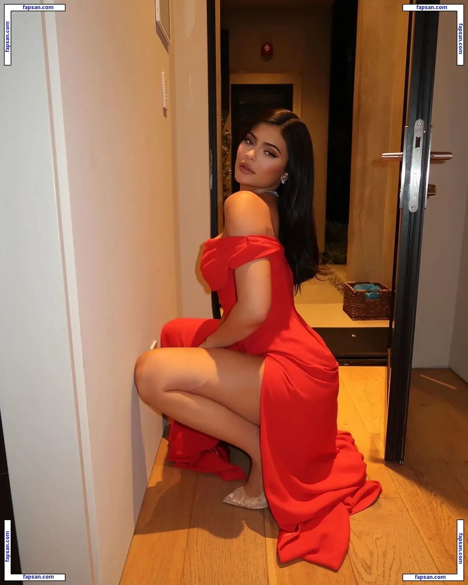 Kylie Jenner голая фото #2015 с Онлифанс