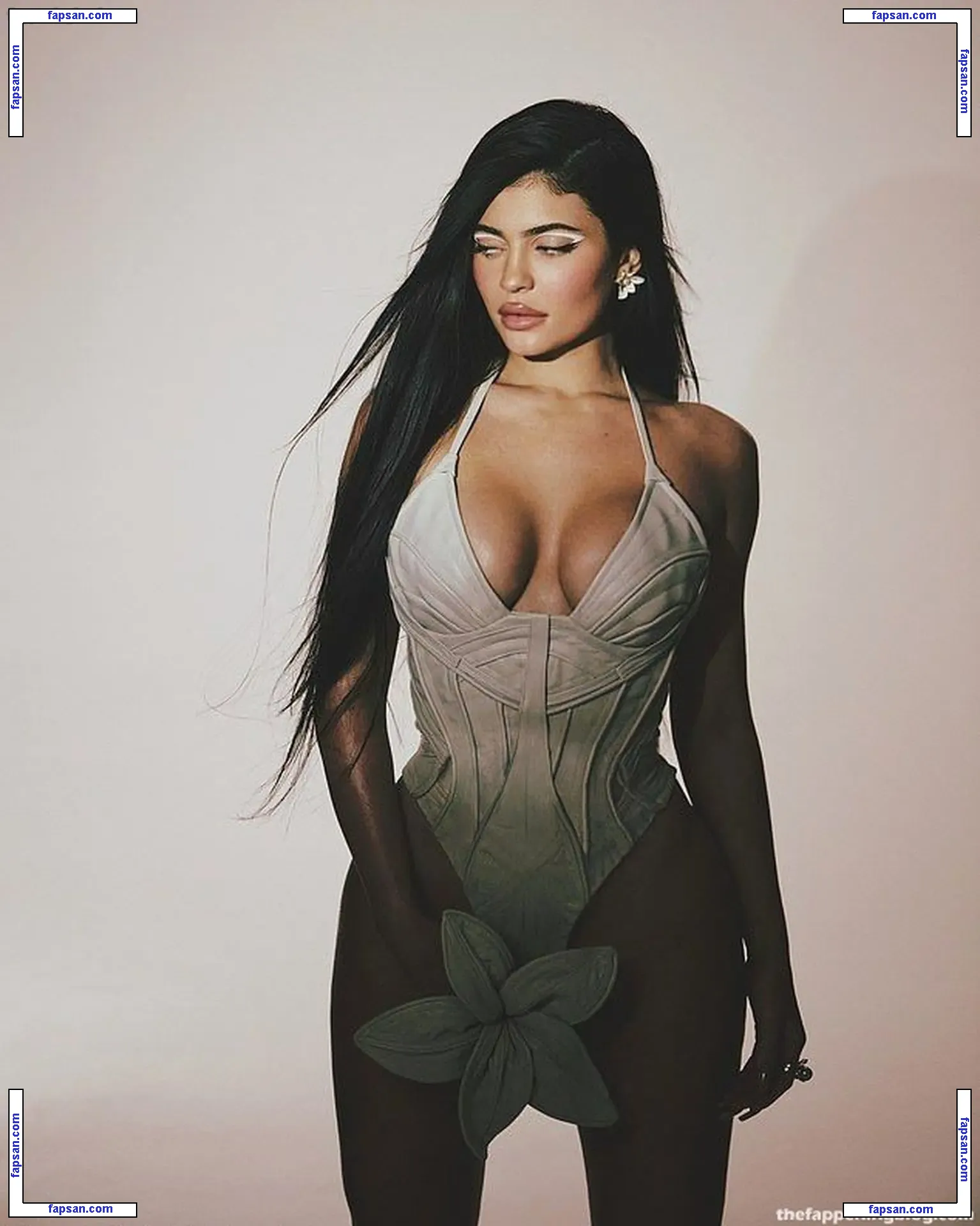 Kylie Jenner голая фото #2745 с Онлифанс