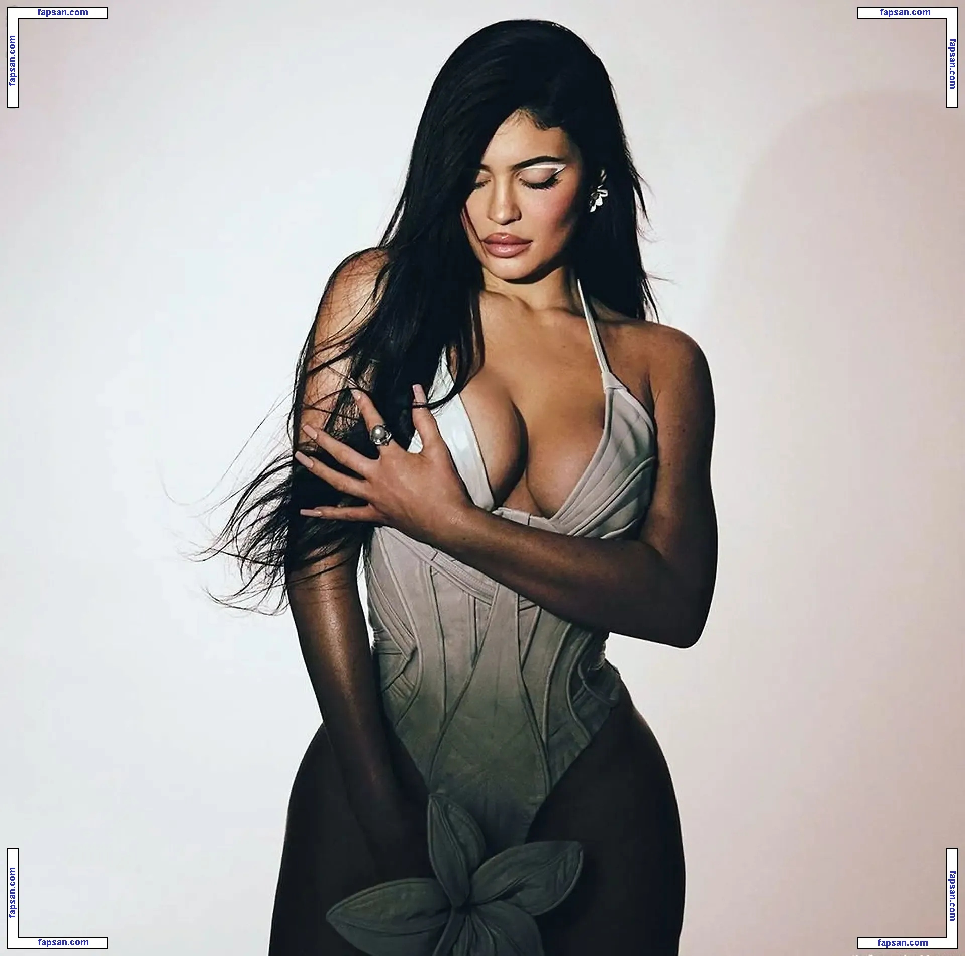 Kylie Jenner голая фото #2860 с Онлифанс